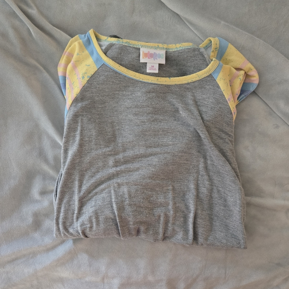 LuluRoe 3/4 Sleeve Shirt